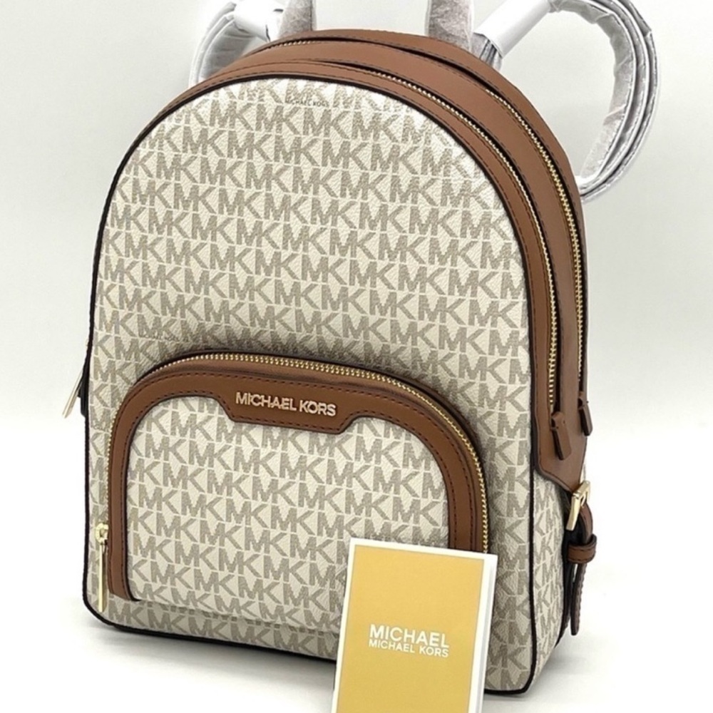 Michael Kors Jaycee Medium Zip Packet Backpack Vanilla/Brown - Picture 3 of 11